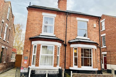 4 bed house, Chestnut Grove, West Bridgford, Nottingham, NG27JG - Image 1